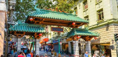 Dragon gate chinatown