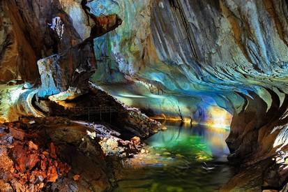Clear water cave