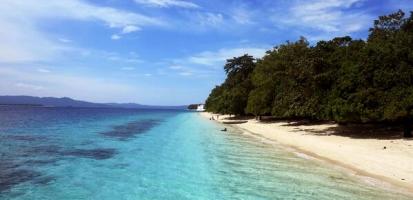 Plage sable blanc ambon